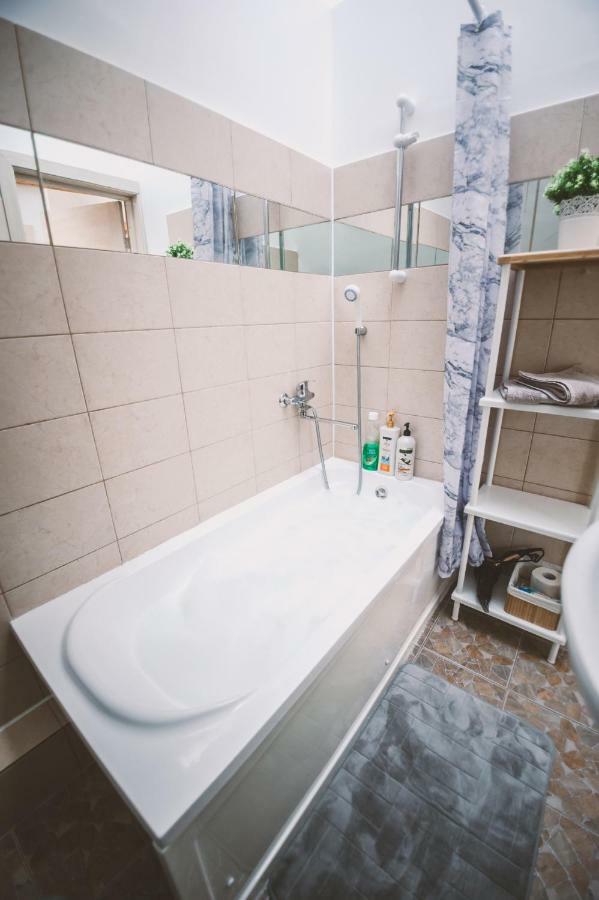 Apartamentai Niden - Su Terasa Ir Vaizdu I Marias Nidos Centre Exterior foto
